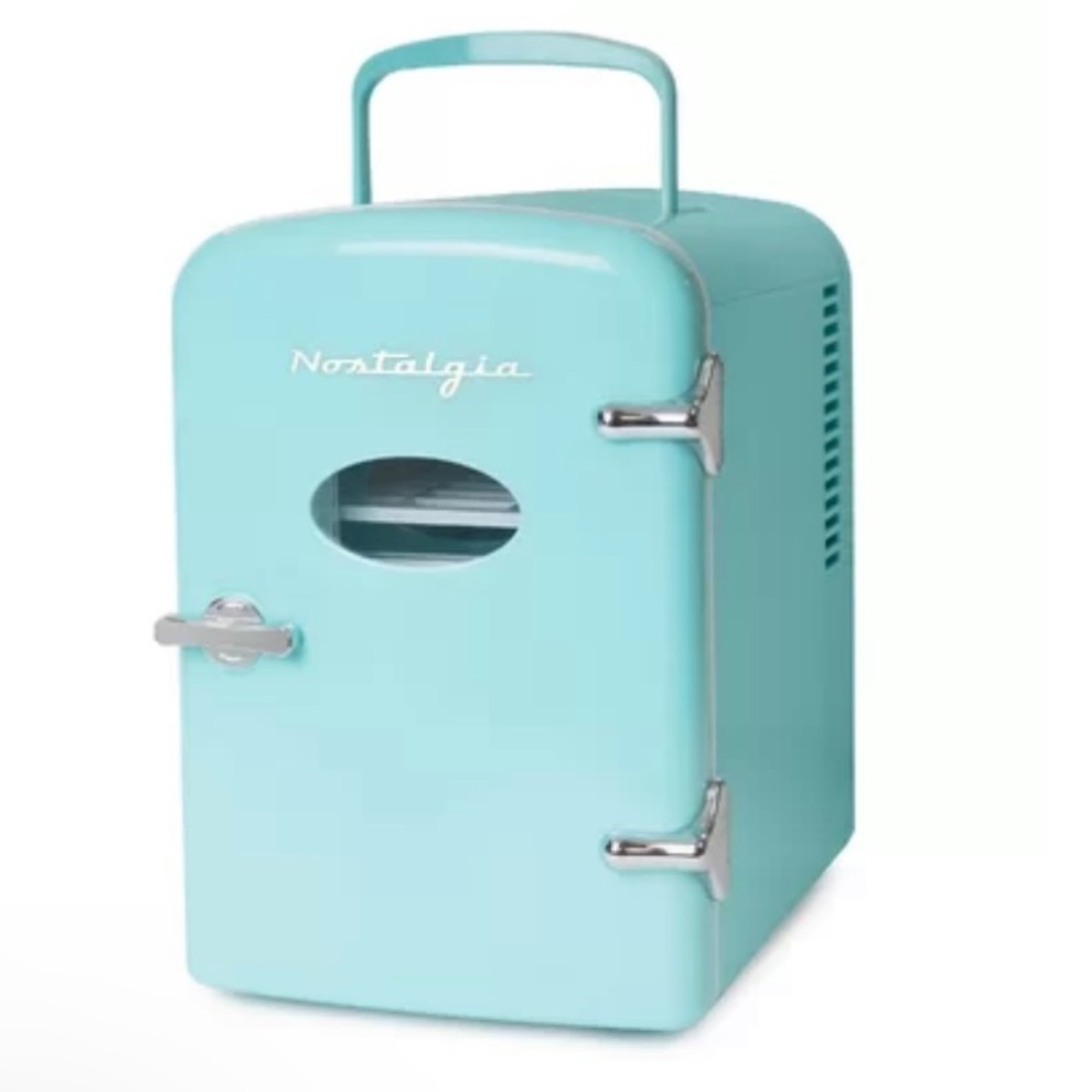 Mini fridge